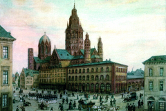 Blick über das Höfchen auf den Dom (mit Mollerscher Kuppel), um 1850. Rechts: Einmündung der Schöfferstraße, Eckhaus: Buch- und Kunsthandlung Victor von Zabern (Höfchen 2). Ganz rechts: Pfeifenhandlung Georg Michael Mehling (Gutenbergplatz 10).